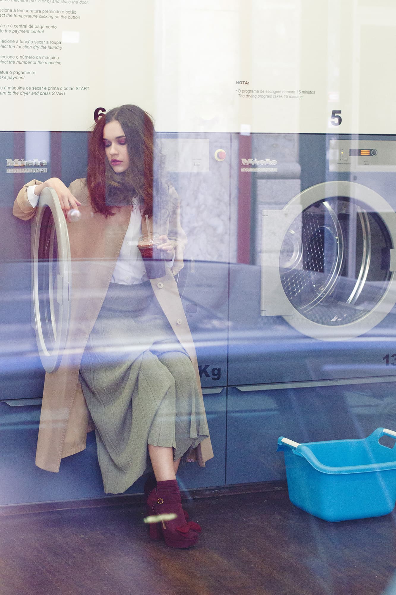 Waiting Season for Magnética Magazine — 3