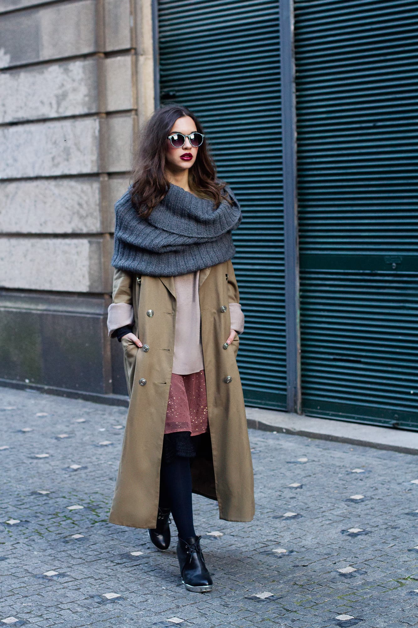 Waiting Season for Magnética Magazine — 13