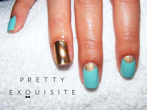 Manicure Exquisite: blue tones