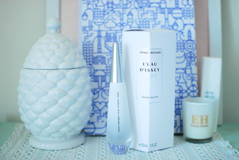 issey miyake \\ L'Eau D'Issey pure